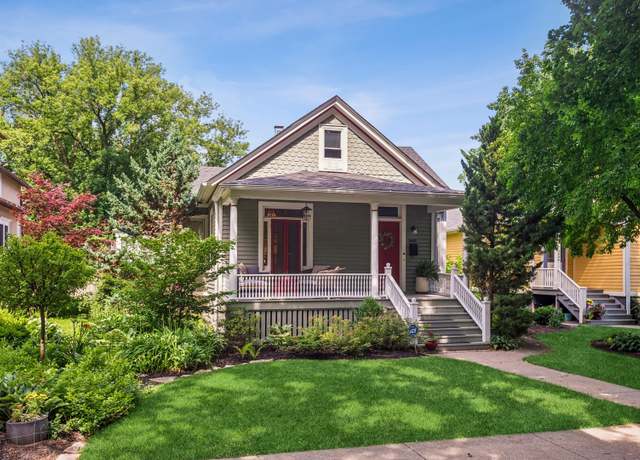 Property at 1422 Wesley Ave, Evanston, IL 60201, 3 beds, 2 baths