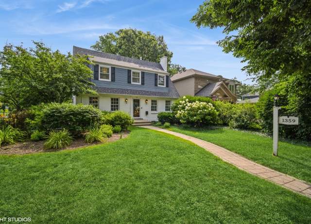Property at 1359 Stratford Rd, Deerfield, IL 60015, 3 beds, 2 baths
