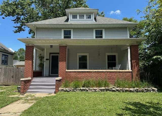 Property at 606 W Springfield Ave, Champaign, IL 61820, 4 beds, 2 baths
