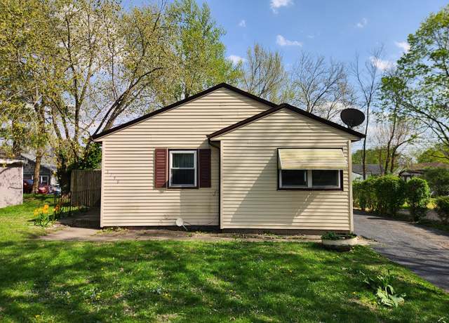 Property at 1790 Sunnyside Ave, Kankakee, IL 60901, 3 beds, 1 bath