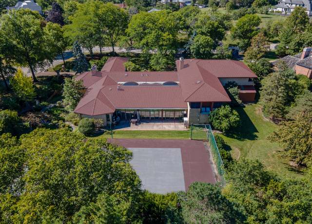 Property at 600 Mallard Ln, Oak Brook, IL 60523, 6 beds, 5.5 baths