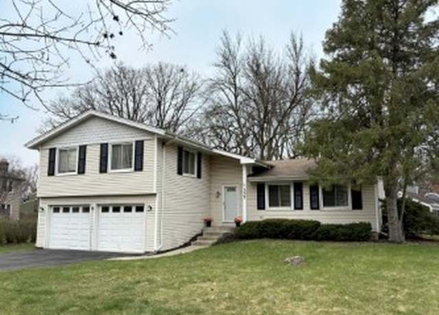 Property at 337 Carriage Hill Rd, Naperville, IL 60565, 4 beds, 2.5 baths