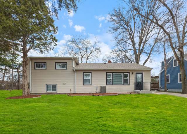 Property at 2N153 La Londe Ave, Lombard, IL 60148, 3 beds, 3 baths