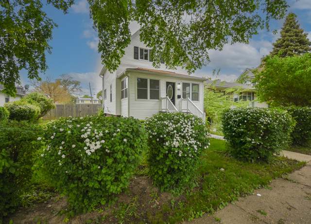 Property at 2540 Gilboa Ave, Zion, IL 60099, 3 beds, 1.5 baths