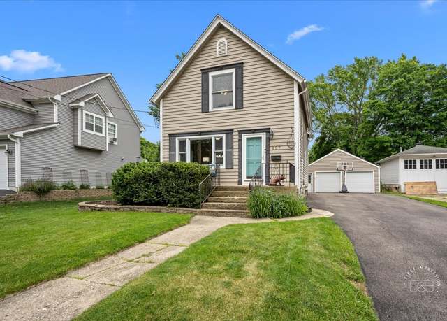 Property at 907 Illinois Ave, St. Charles, IL 60174, 2 beds, 2 baths
