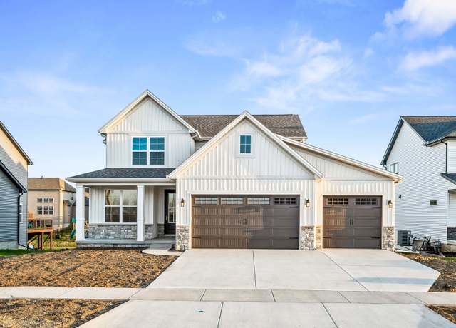 Property at 5017 Finlen Ln, Bloomington, IL 61705, 5 beds, 3.5 baths