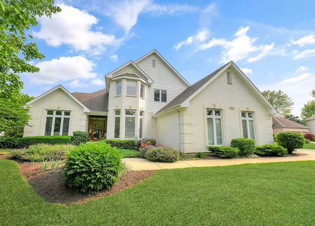 Property at 1537 Monarch Cir, Naperville, IL 60564, 5 beds, 3.5 baths