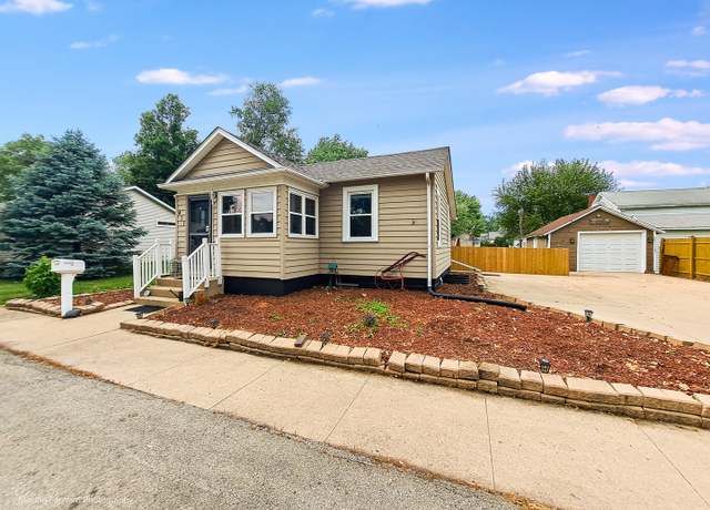 Property at 411 W 1st St, Sandwich, IL 60548, 2 beds, 1 bath