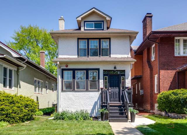 Property at 842 Mapleton Ave, Oak Park, IL 60302, 3 beds, 2.5 baths