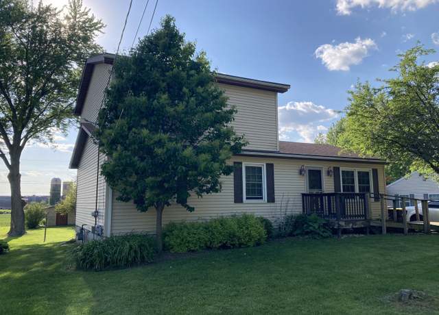 Property at 11003 Bonnie Brae Rd, Huntley, IL 60142, 5 beds, 3 baths
