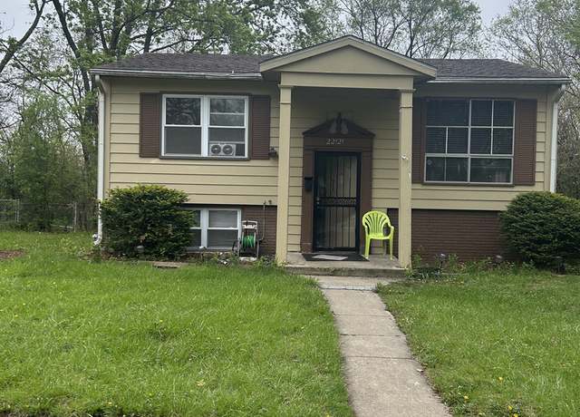Property at 22121 Karlov Ave, Richton Park, IL 60471, 2 beds, 1.5 baths