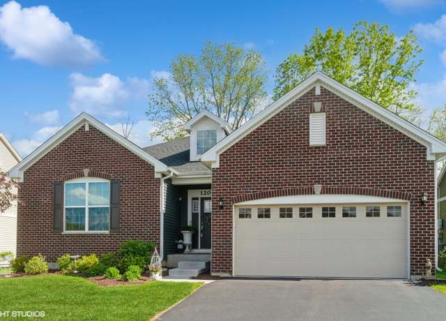 Property at 1200 Ardmoor Dr, Crystal Lake, IL 60012, 3 beds, 2 baths