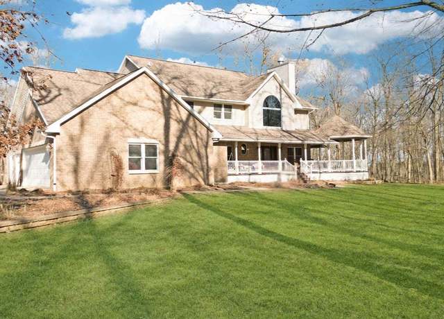 Property at 11307 Timber Lane Rd, Lena, IL 61048, 3 beds, 2 baths