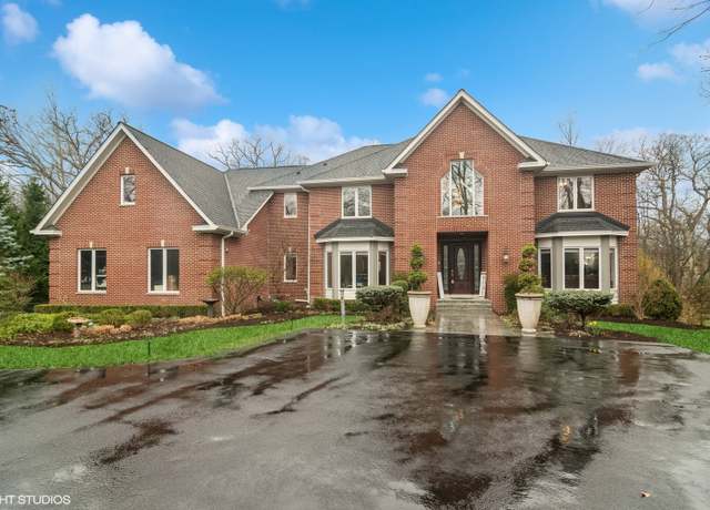 Property at 122 Ravine Ln, Barrington, IL 60010, 5 beds, 4.5 baths