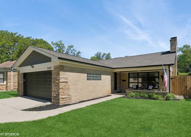 Property at 5689 N Las Casas Ave, Chicago, IL 60646, 2 beds, 2 baths