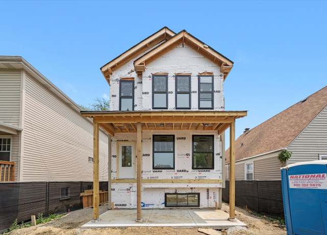 Property at 10649 S Sawyer Ave, Chicago, IL 60655, 5 beds, 3.5 baths