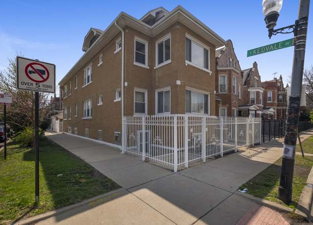 Property at 4135 W 31st St, Chicago, IL 60623, 9 beds, 5 baths