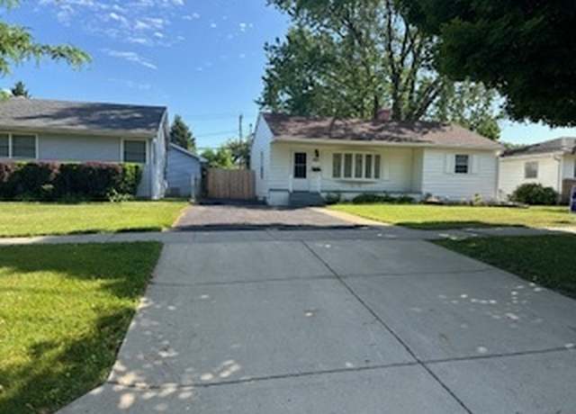 Property at 1507 7th St, Winthrop Harbor, IL 60096, 3 beds, 2 baths