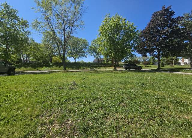 Property at 409 Reynolds St, Rockford, IL 61103