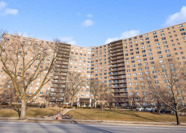 Property at 7033 N Kedzie Ave #908, Chicago, IL 60645, 3 beds, 2 baths