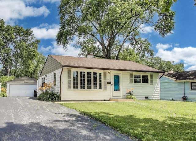 Property at 3708 Bluebird Ln, Rolling Meadows, IL 60008, 2 beds, 1 bath