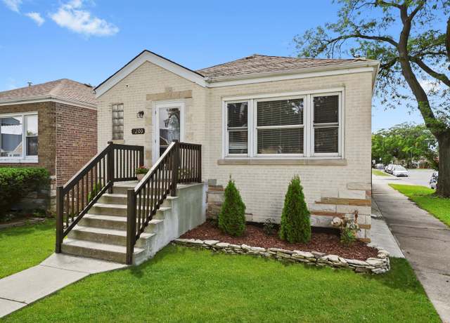 Property at 7200 S Troy St, Chicago, IL 60629, 3 beds, 2 baths