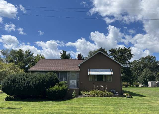 Property at 200 N East St, Seatonville, IL 61359, 1 bed, 1 bath