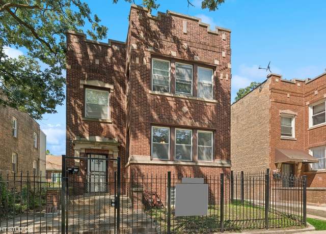 Property at 7420 S Kingston Ave, Chicago, IL 60649, 6 beds, 2 baths