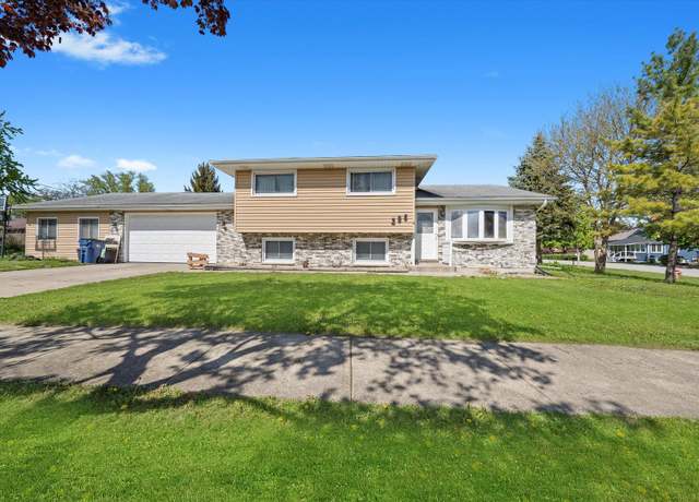 Property at 296 E Crest Ave, Bensenville, IL 60106, 5 beds, 2 baths