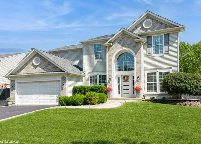 Property at 166 Holly St, Bolingbrook, IL 60490, 5 beds, 3.5 baths