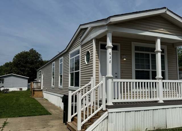 Property at 638 Sterling West Dr #638, Justice, IL 60458, 3 beds, 2 baths