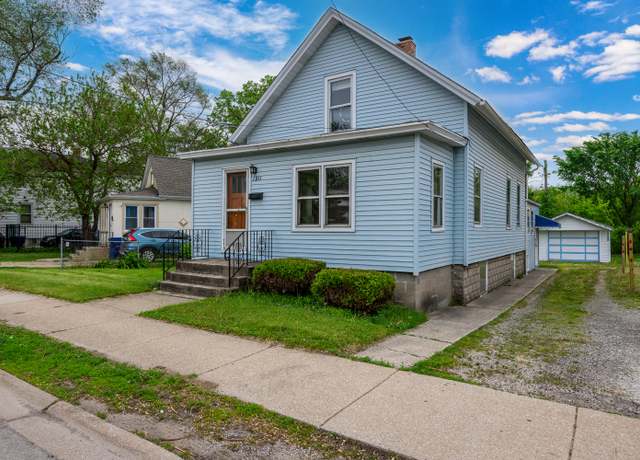 Property at 1911 Vermont St, Blue Island, IL 60406, 3 beds, 1 bath