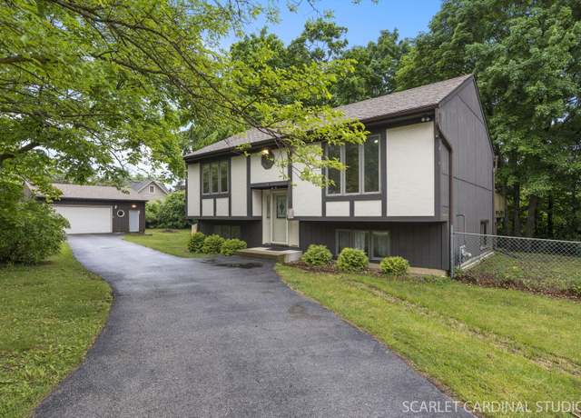 Property at 6N510 Sycamore Ave, St. Charles, IL 60174, 4 beds, 2 baths