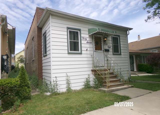 Property at 3748 W 59th Pl, Chicago, IL 60629, 2 beds, 2 baths