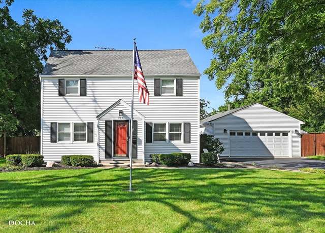Property at 236 W Sunset Ave, Lombard, IL 60148, 3 beds, 2 baths