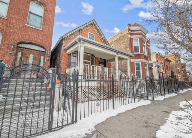 Property at 924 S Oakley Blvd, Chicago, IL 60612, 4 beds, 1.5 baths