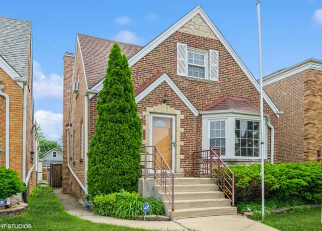 Property at 2925 N Nagle Ave, Chicago, IL 60634, 3 beds, 2 baths
