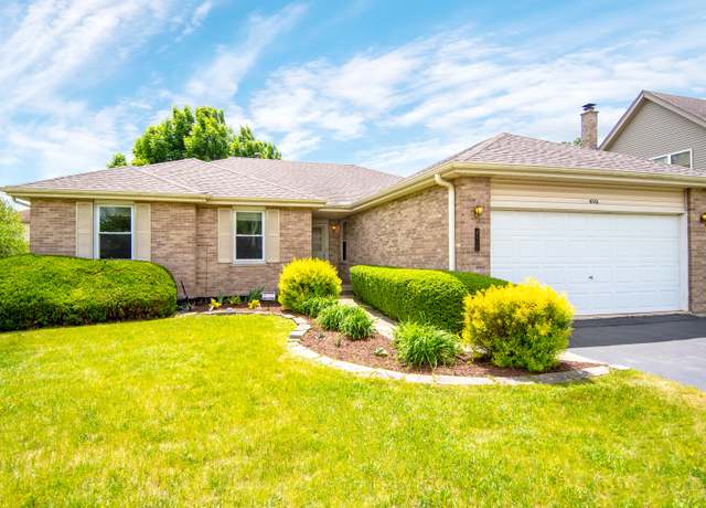 Property at 4512 Oriole Ln, Plainfield, IL 60586, 3 beds, 2 baths
