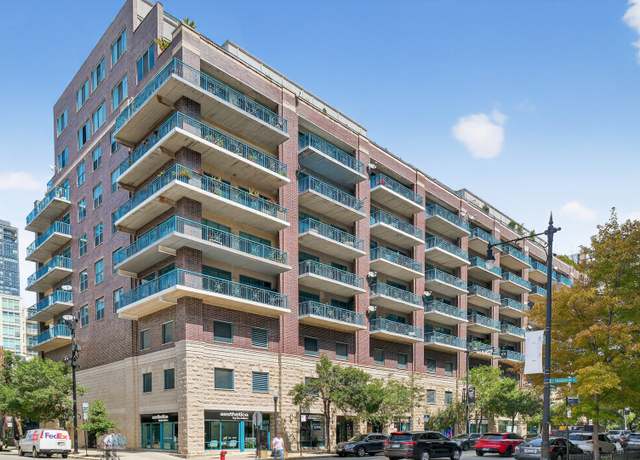 Property at 920 W Madison St Unit B8, Chicago, IL 60607, 2 beds, 2 baths