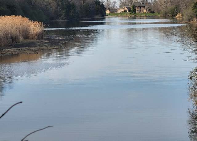 Property at 5610 E Muskie Trl, Morris, IL 60450