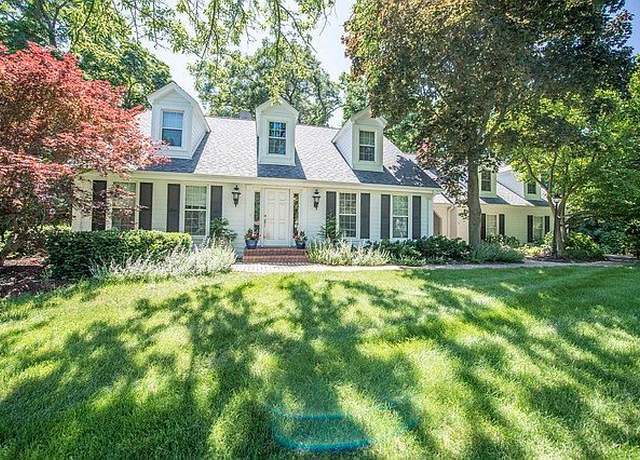 Property at 948 A Shetland Dr, Frankfort, IL 60423, 5 beds, 3.5 baths
