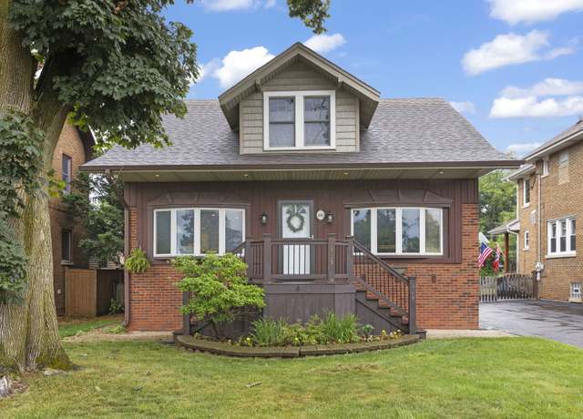 Property at 106 S Grace St, Lombard, IL 60148, 4 beds, 2.5 baths