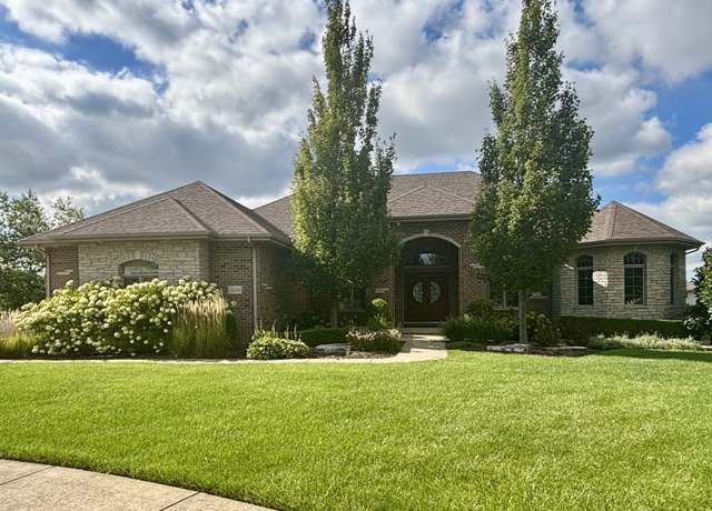 Property at 21606 Skyway Dr, Mokena, IL 60448, 4 beds, 4 baths