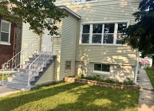 Property at 3215 S 54th Ct, Cicero, IL 60804, 3 beds, 3 baths
