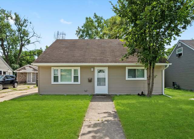 Property at 223 Arrowhead St, Park Forest, IL 60466, 4 beds, 1 bath