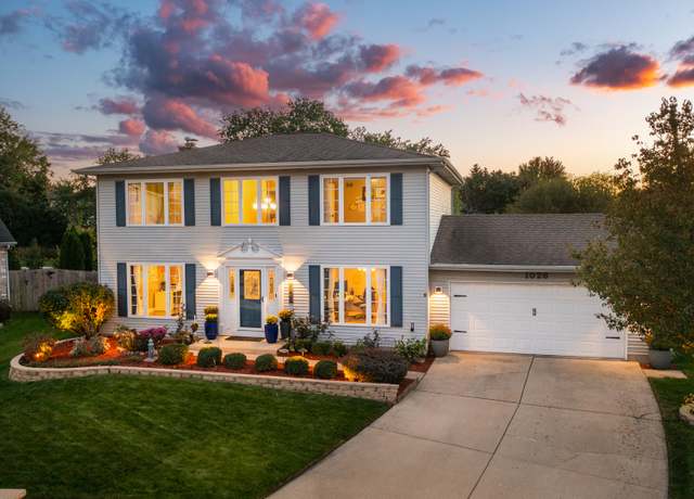 Property at 1026 Colonial Ct, Naperville, IL 60540, 4 beds, 3.5 baths