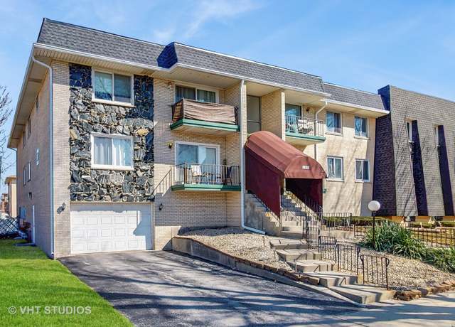 Property at 10311 Austin Ave #11, Oak Lawn, IL 60453, 2 beds, 1.5 baths