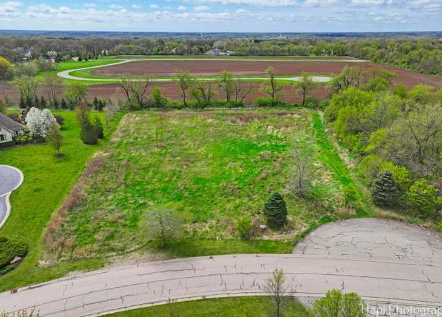 Property at 2647 Sanctuary Ln, Spring Grove, IL 60081