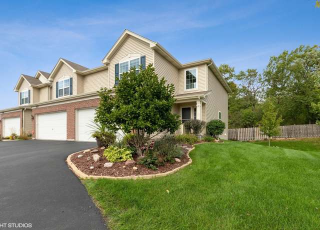 Property at 7112 Mulligan Ct, Fox Lake, IL 60020, 3 beds, 2.5 baths