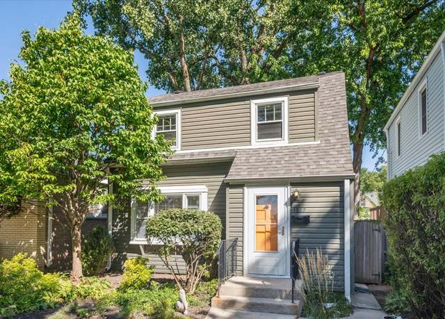 Property at 1927 Warren St, Evanston, IL 60202, 3 beds, 1 bath